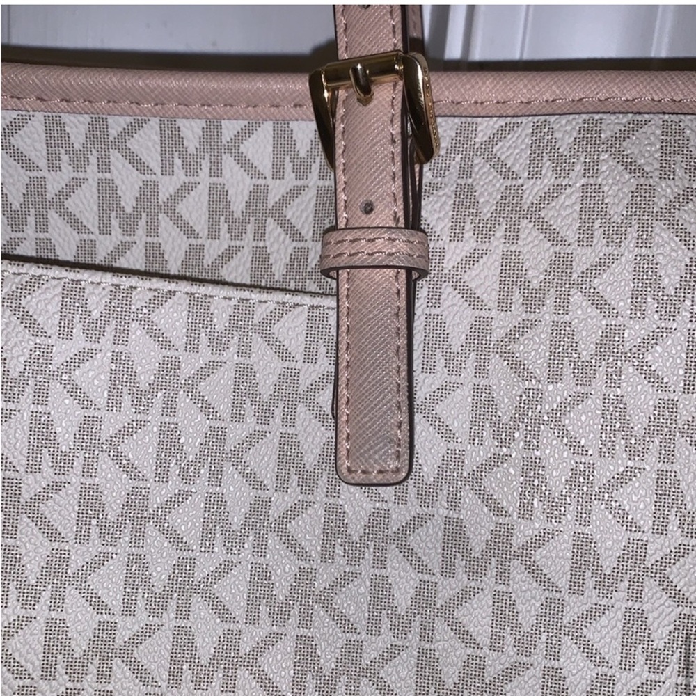 Michael Kors Monogram Beige and Pink Tote - Picture 11 of 13